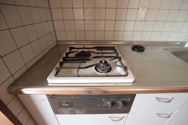 キッチン　同物件別号室