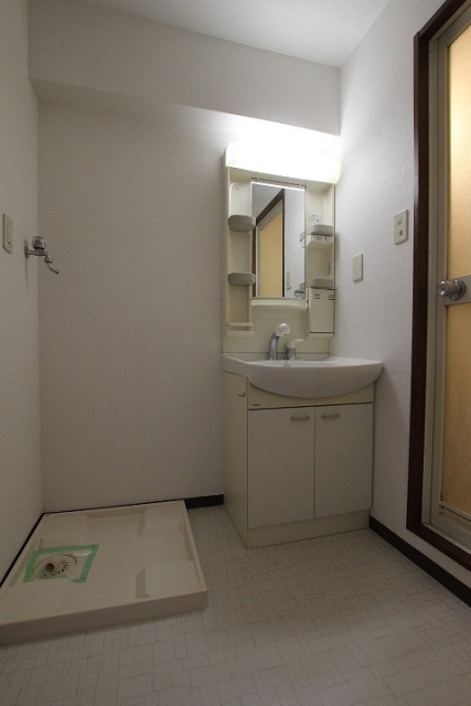 洗面設備　同物件別号室