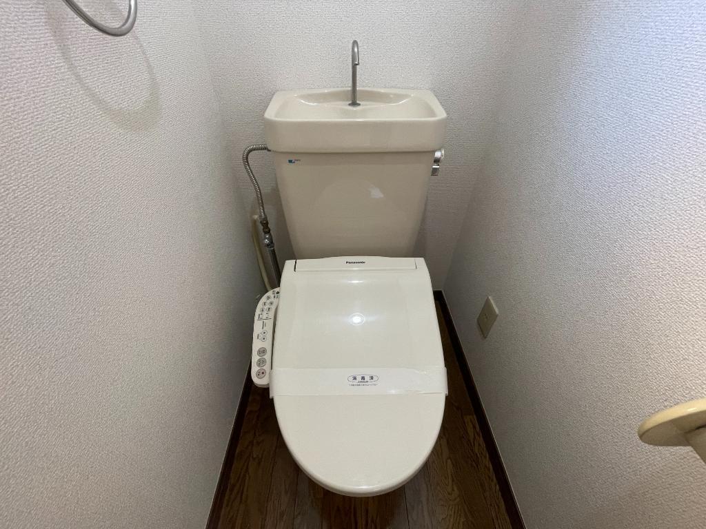 レジェンド山の寺のトイレ写真