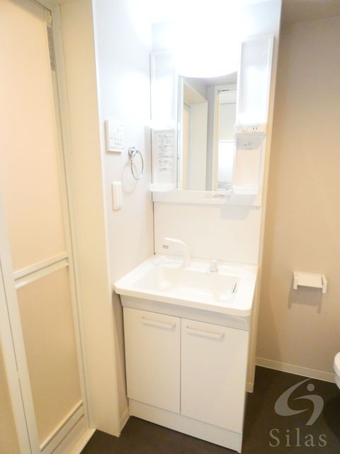 洗面設備　同仕様