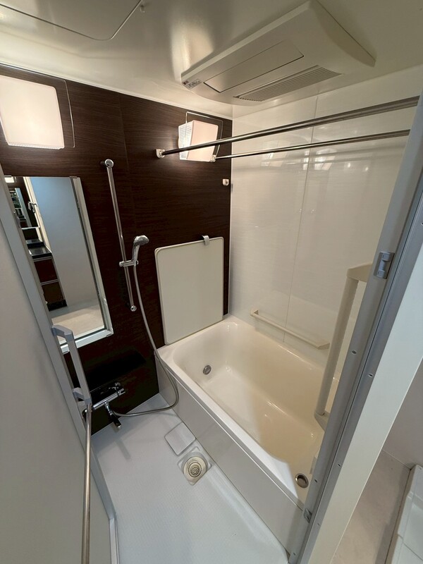 バス・シャワールーム　風呂