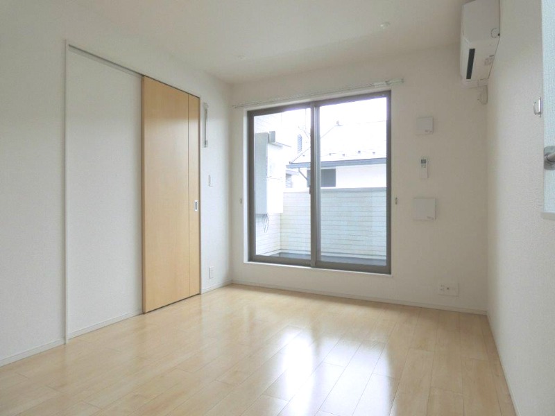 居室・リビング　図面と現状に相違がある場合には現状を優先