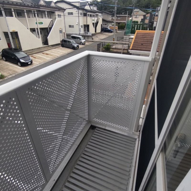 バルコニー　※別号室の写真となります。