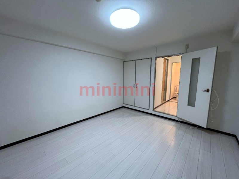 居室・リビング　別室反転