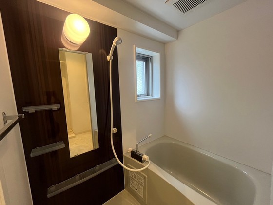 バス・シャワールーム　※別号室写真使用