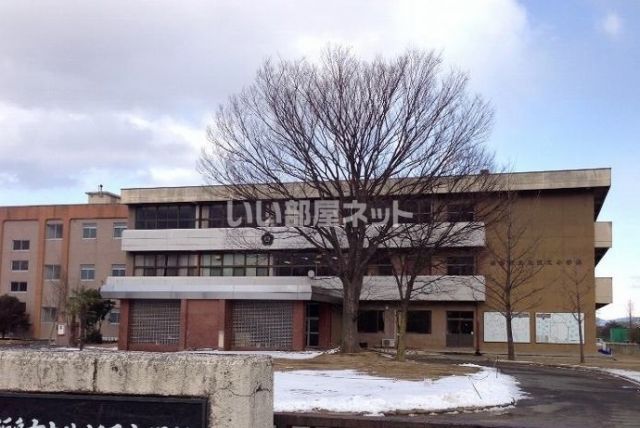 小学校　福島市立北沢又小学校（小学校）まで641m