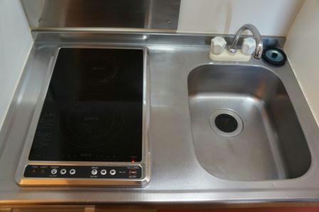 キッチン　設備・仕様は号室により異なる為、現況を優先致します。