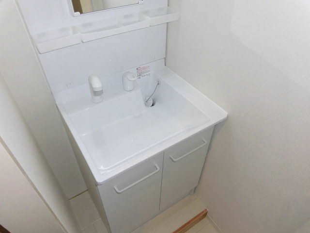 洗面設備　独立洗面台も設置されています