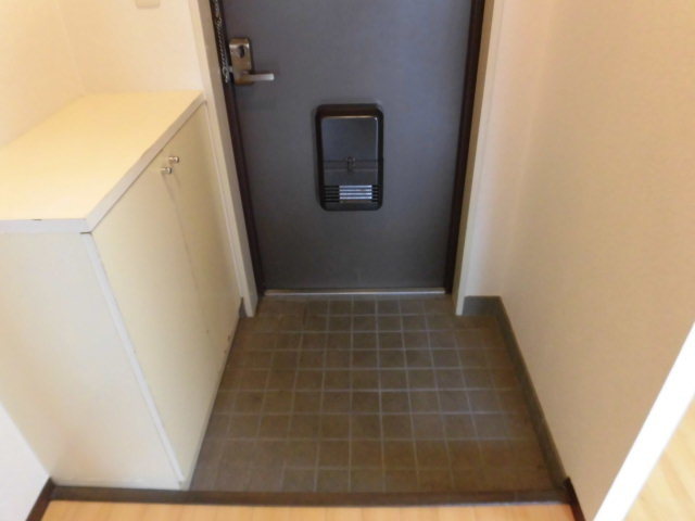 玄関　シューズボックス付きの玄関です