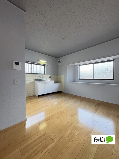 居室・リビング　２０３