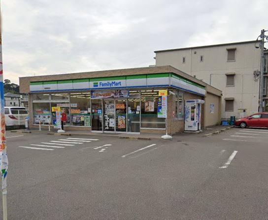 コンビニ　ファミリーマート 筑紫駅前店（コンビニ）まで644m