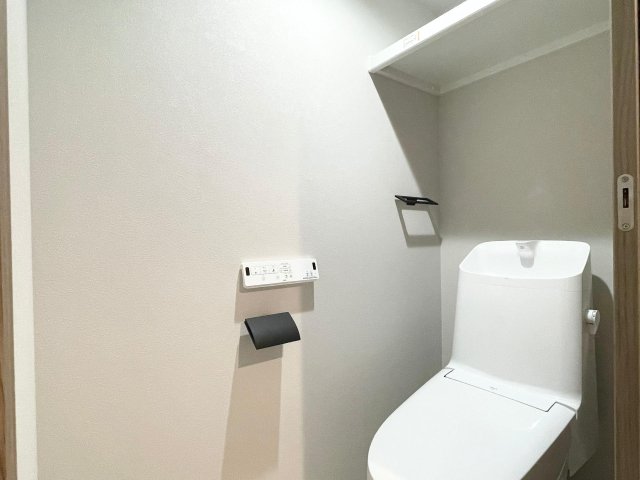 トイレ　冬でも暖かい温水洗浄便座