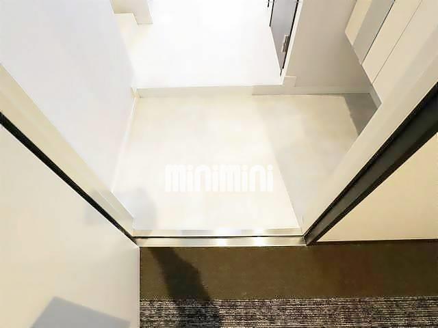 玄関　玄関です。