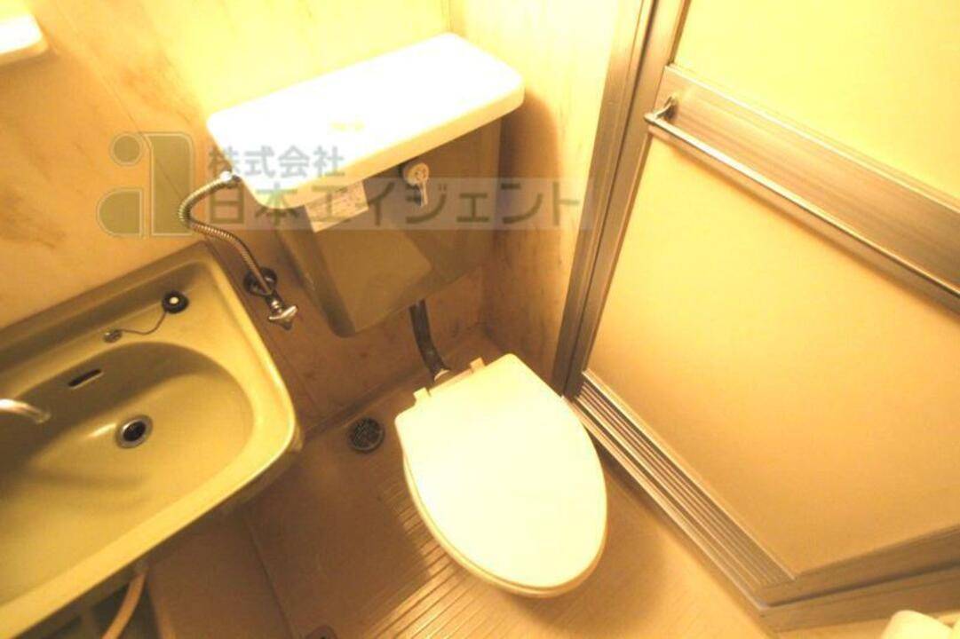 トイレ　トイレ