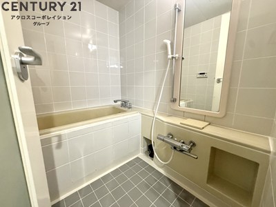 バス・シャワールーム　バストイレ別でオススメです！