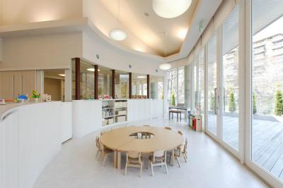 幼稚園・保育園　ポピンズナーサリー芝浦（幼稚園・保育園）まで280m