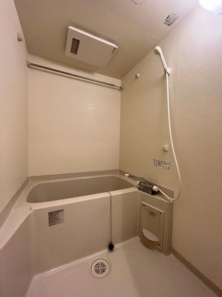 バス・シャワールーム　※代表タイプの写真のため実際と異なる場合がございます