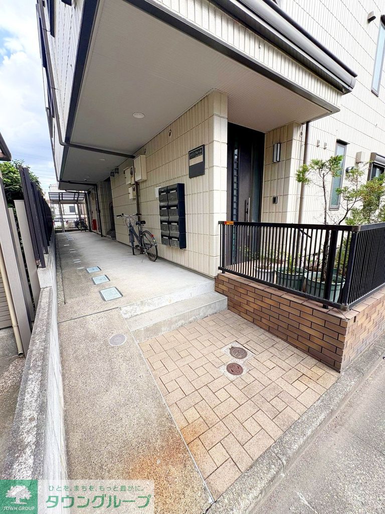 エントランス　別部屋参考写真