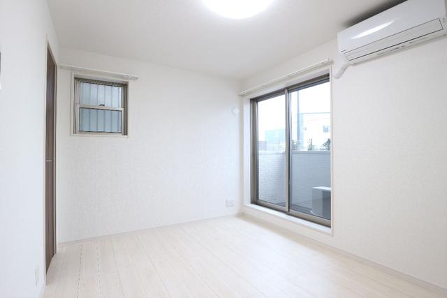 居室・リビング　居室