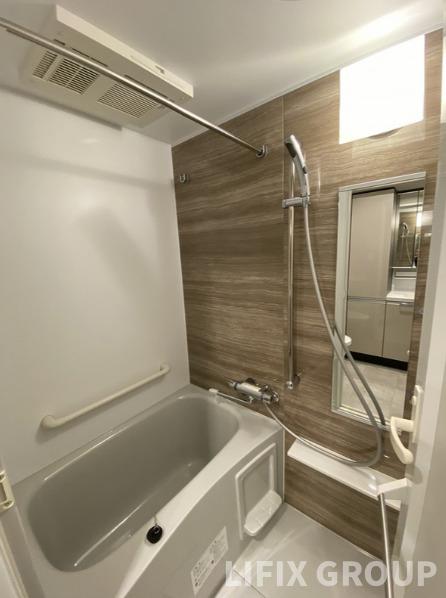 バス・シャワールーム　風呂