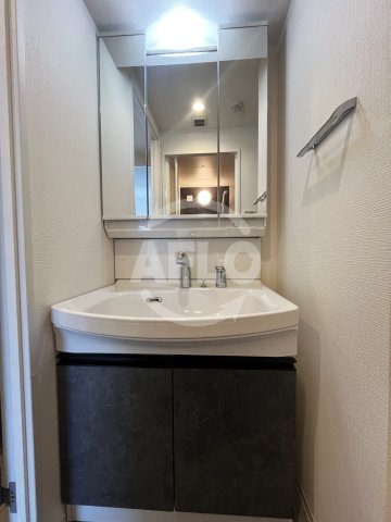 洗面設備　Krystal FimethII番館　独立洗面台