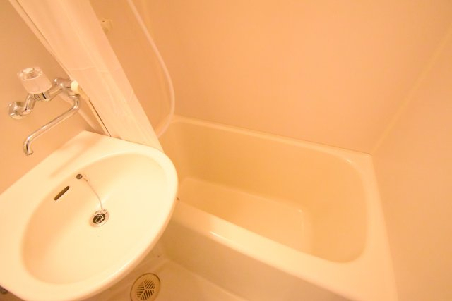 洗面設備　※他部屋参照※