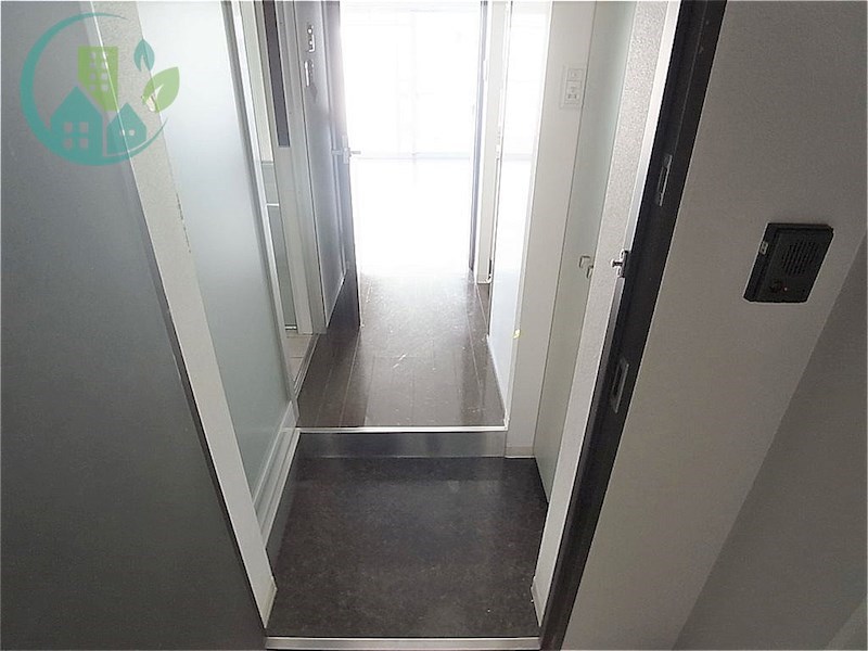 玄関　WOB六甲道(ウォブロッコウミチ)