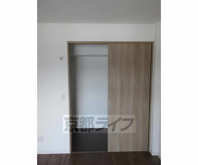 収納　お洋服がすっきりと片付けられます！