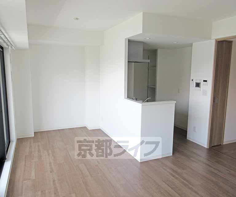 居室・リビング　明るいリビングです！