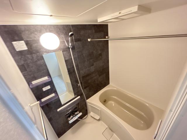 バス・シャワールーム　バス（イメージ）