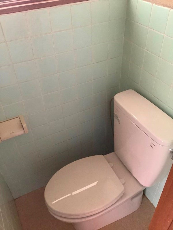 トイレ　バストイレ別