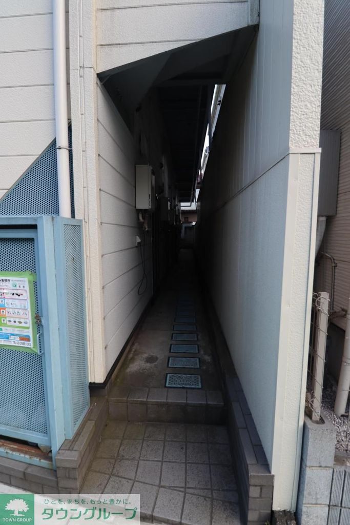 エントランス　駐車場