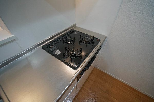 キッチン　同じ建物の別なお部屋