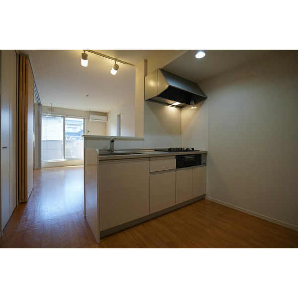 キッチン　同じ建物の別なお部屋