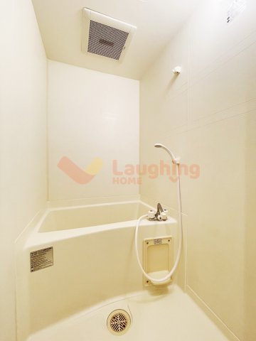 バス・シャワールーム　きれいなお風呂です