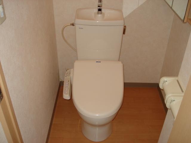 トイレ　トイレ