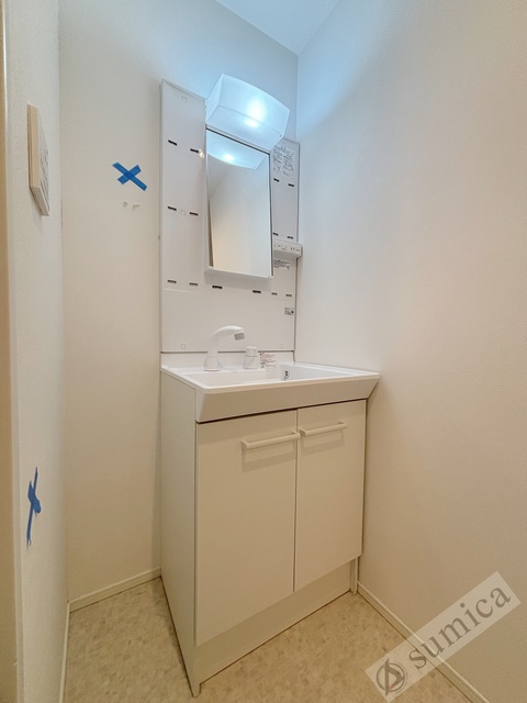 洗面設備　洗面脱衣所付き！独立洗面台が便利です♪♪