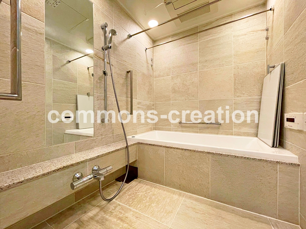 バス・シャワールーム　別部屋参考写真