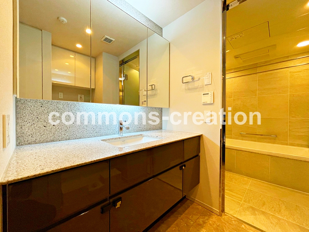 洗面設備　別部屋参考写真