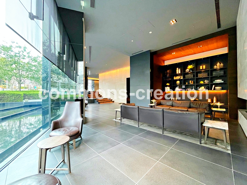 ドラックストア　ウエルシア南麻布店（ドラッグストア）まで283m