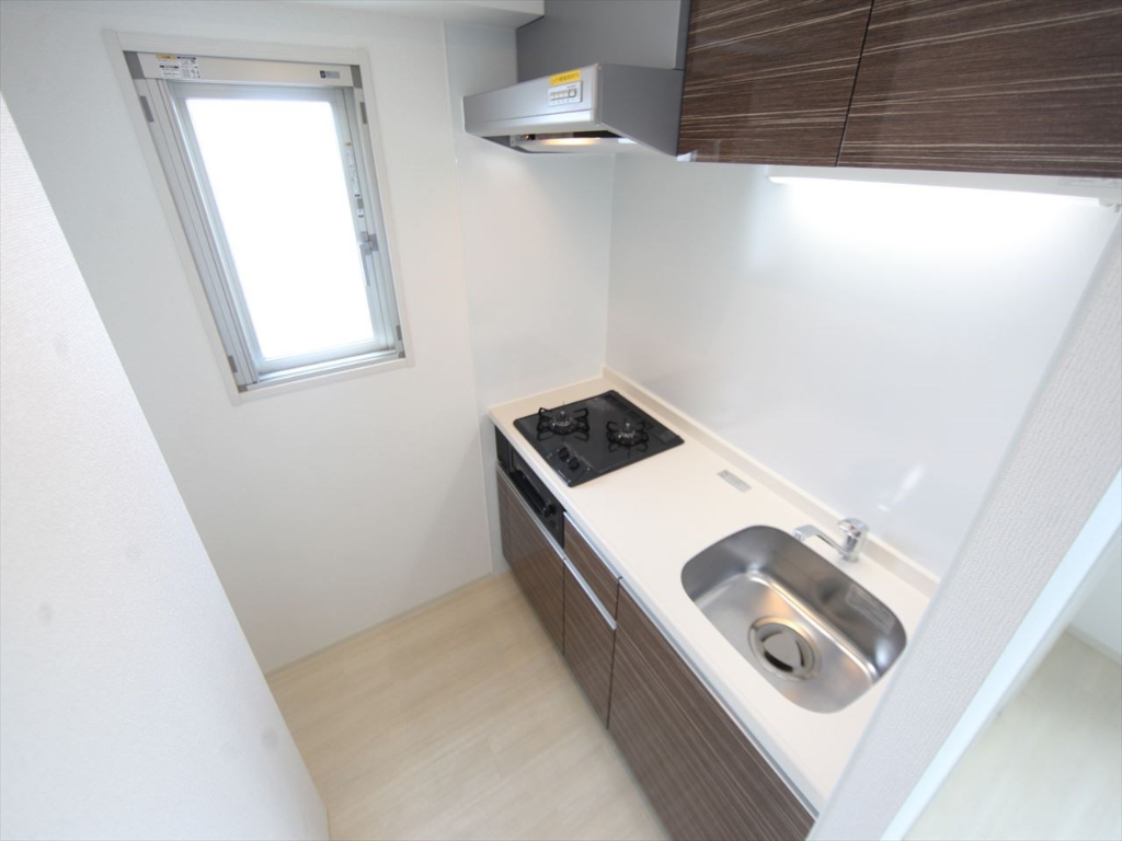 キッチン　システムキッチン（ガス2口コンログリル付）