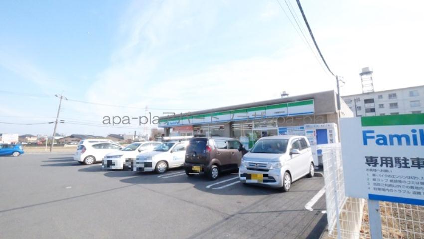 コンビニ　ファミリーマート川越豊田本店（コンビニ）まで601m