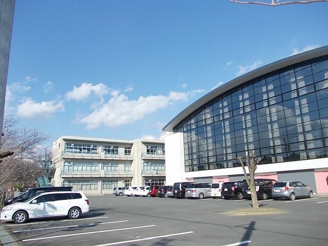 小学校　北方町立南学園（小学校）まで350m