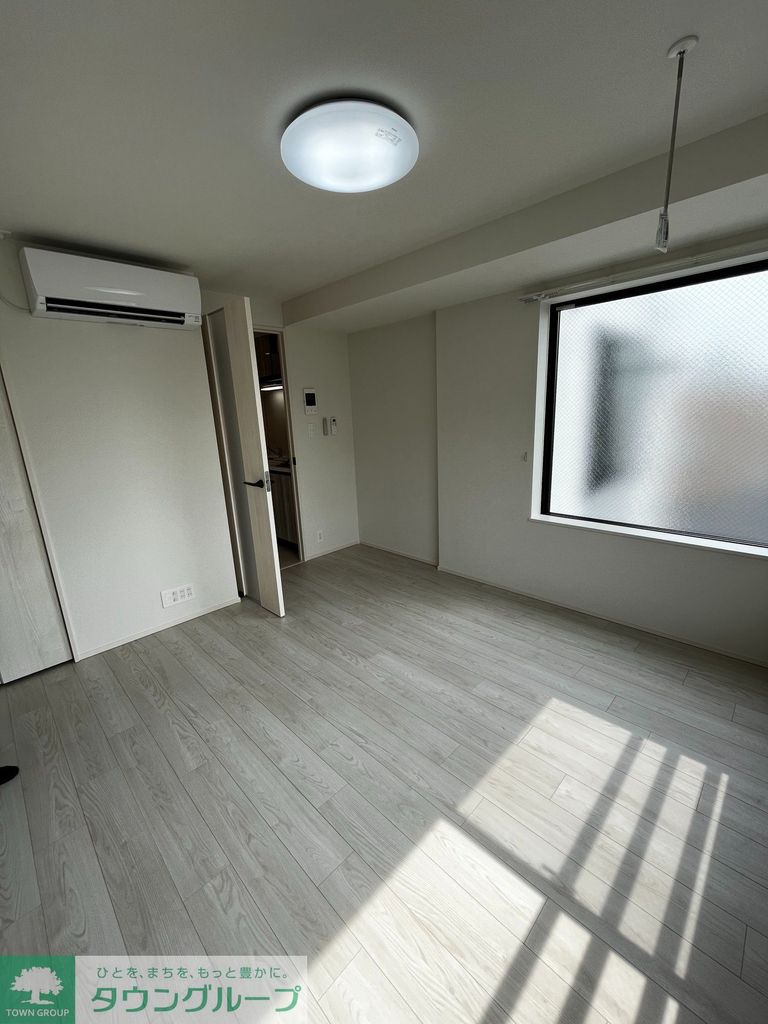 居室・リビング　※別部屋参考写真