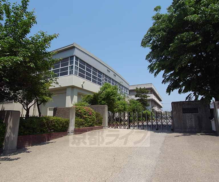 小学校　長岡第十小学校（小学校）まで500m