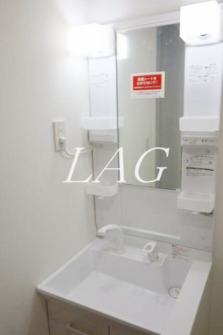 洗面設備　独立洗面台です。