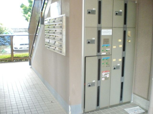 エントランス　★宅配BOX完備★