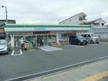 コンビニ　ファミリーマート MYS西住之江二丁目店（コンビニ）まで492m