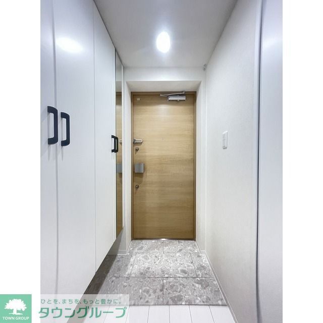 玄関　お部屋探しは株式会社　タウンハウジング　までお気軽にお問合…