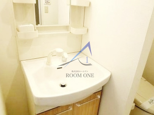 洗面設備　洗面台です。